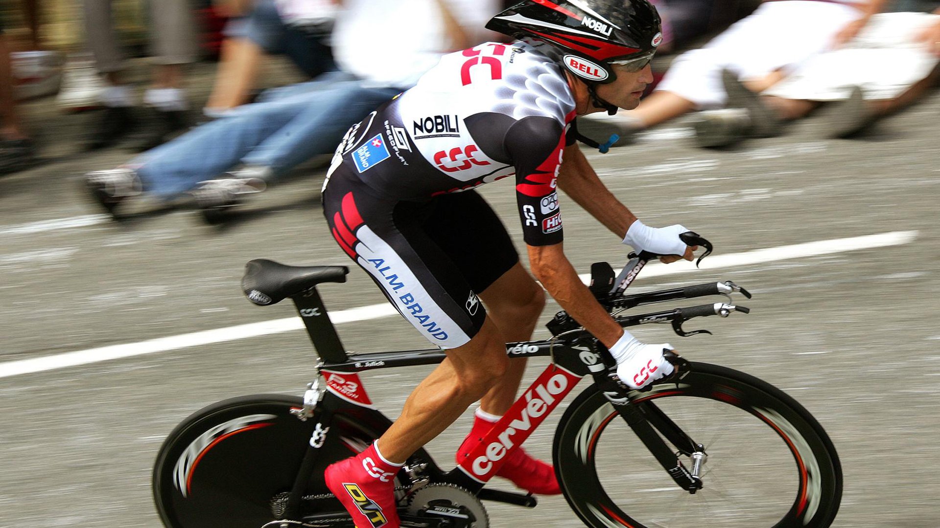 西甲火力全开:连续攻门突破对手防线,西甲连场进球纪录